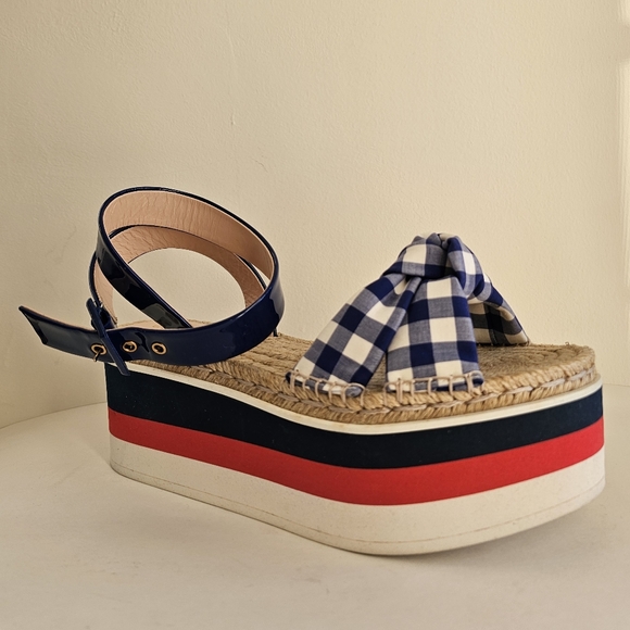 Gucci Patent Leather and Gingham Platform Sandals, 39 - Picture 4 of 10